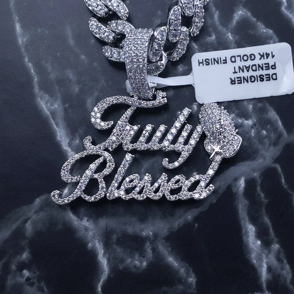 14K White Gold Finish Truly Blessed Pendant - Picture 4 of 12